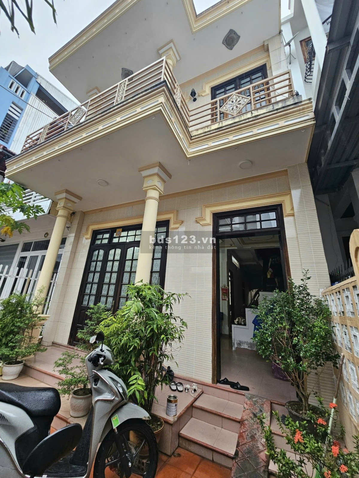 Gia chủ đi nước ngoài cần bán gấp nhà 2 tầng kiên cố…