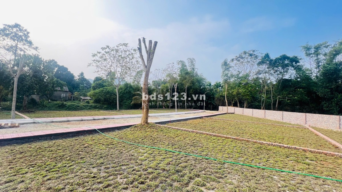 MỞ BÁN ĐẤT TẠI BÃI XE - KIM BÔI - HÒA BÌNH MUA 1 LÔ TẶNG 1…