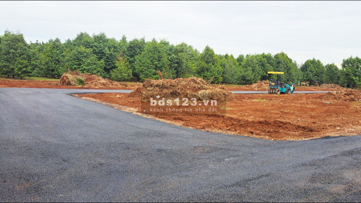 Đất thổ cư 2 mặt tiền đường nhựa, 1 sẹc Lê Hồng Phong, P Hàng Gòn, Giá chỉ 12tr/m vuông