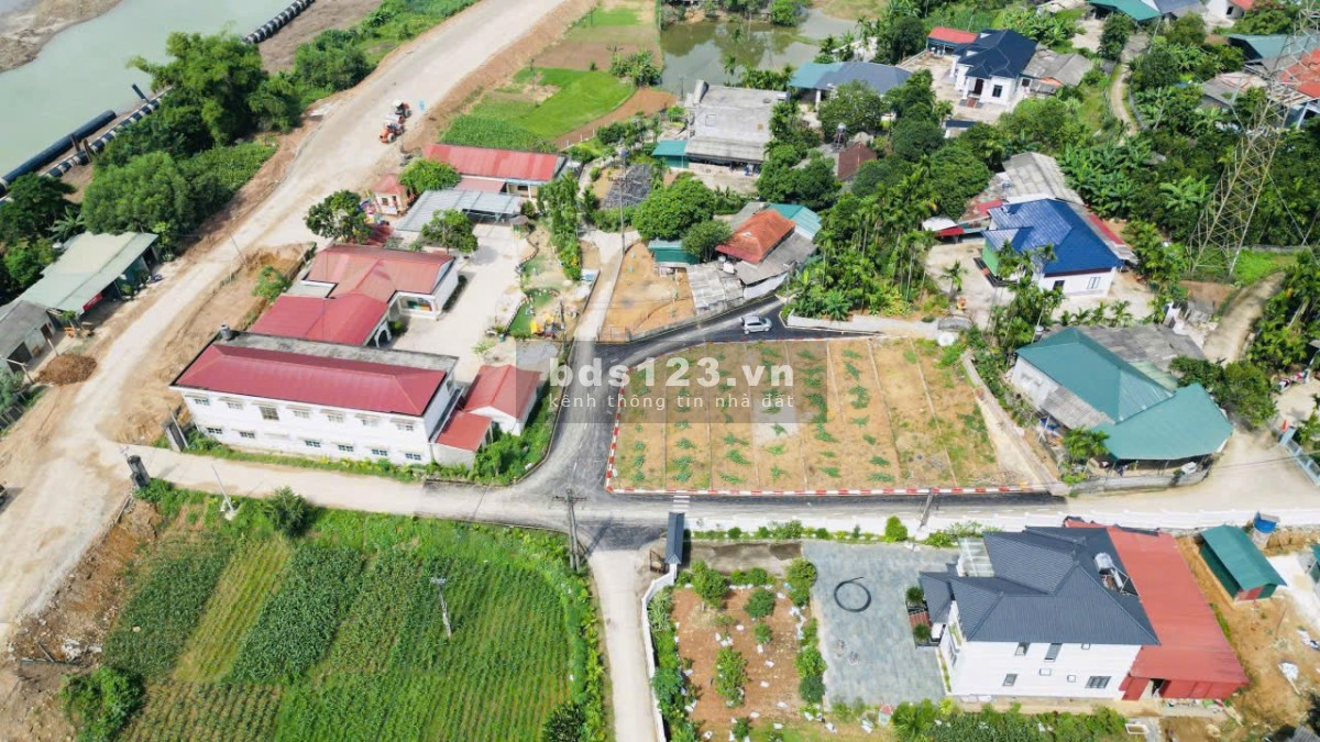 Đất nền 2 mặt tiền – View sông Đà | Giá chỉ từ 6XX…