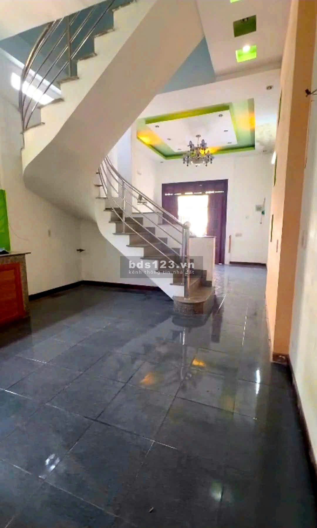  Bán nhà đường 11, Linh Xuân, Thủ Đức – hẻm container – giá 3.8 tỷ️ 48m² (4x12) – trệt lầu