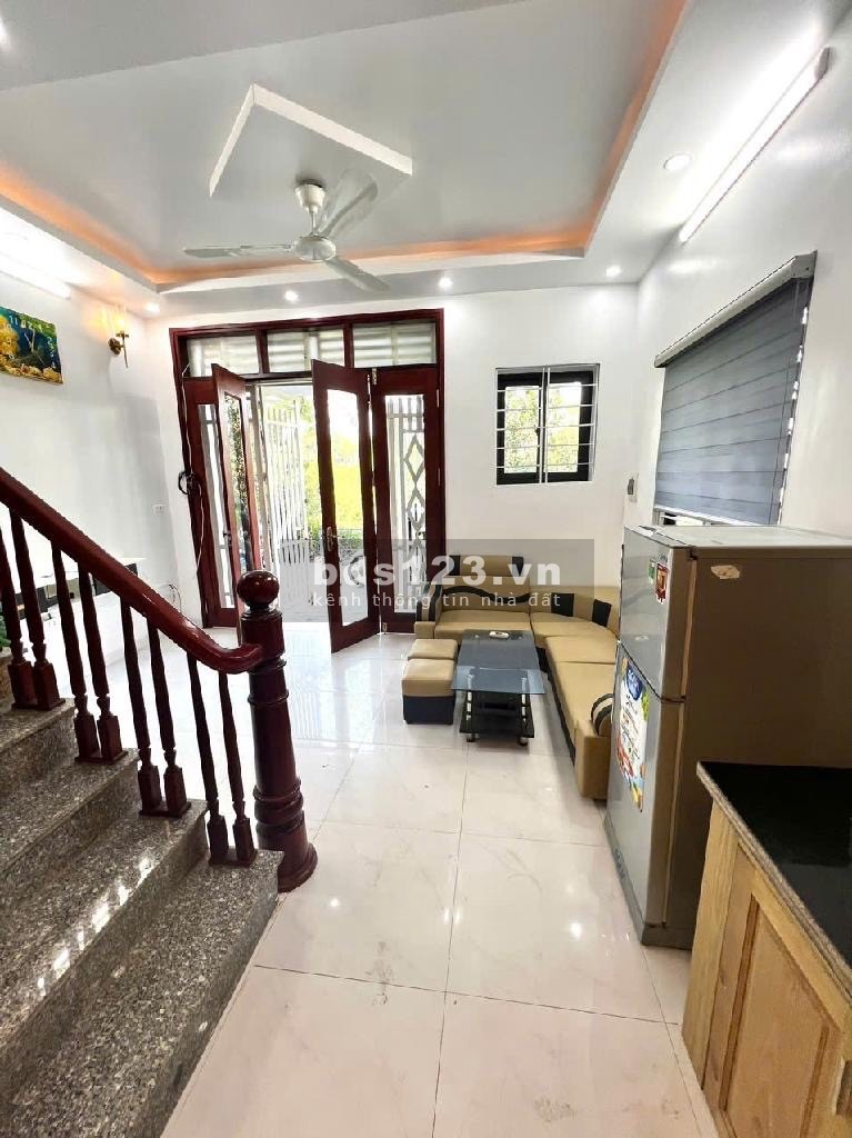 Nhà đẹp khu Yên Nghĩa – Lô góc 3 mặt thoáng