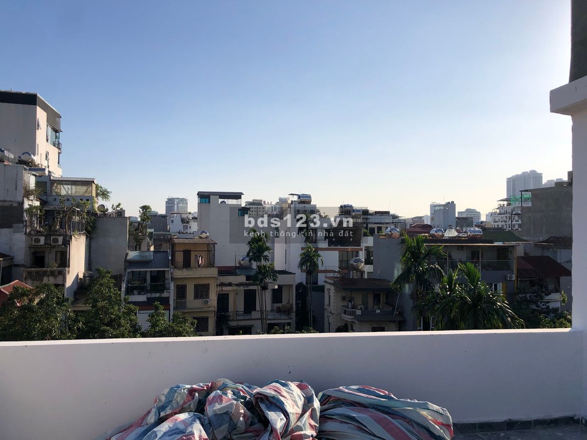 Bán nhà đường Hoàng Hoa Thám, Ba Đình, 71m2, 16.5 tỷ