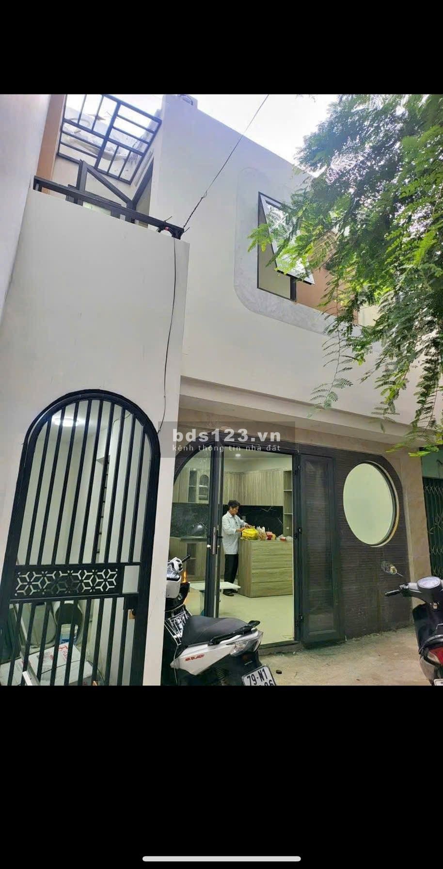 BÁN NHÀ MỚI – VỊ TRÍ ĐẸP TRUNG TÂM PHỐ