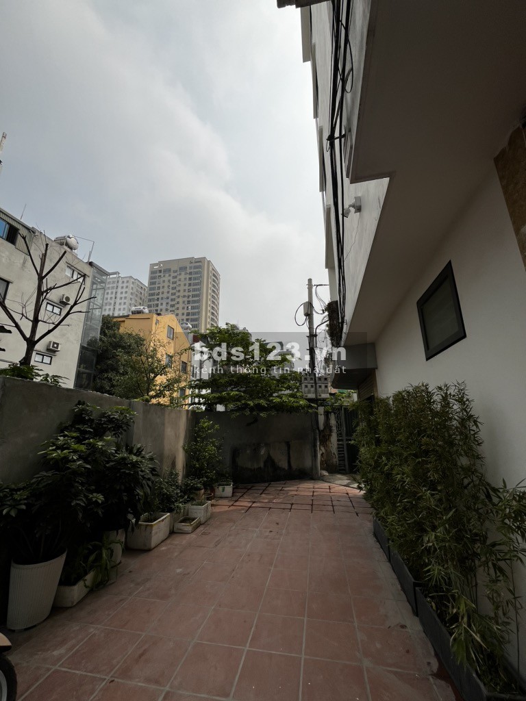 Ba gác quay đầu – Trước nhà ô tô tránh, dừng đỗ ngày…