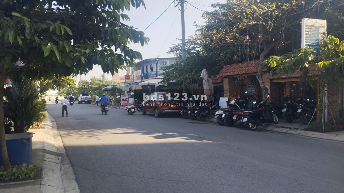 Bán nhà MT 193 Lê Tấn Bê, cách Võ Văn Kiệt 100m vị trí siêu…