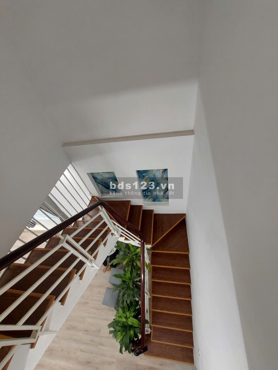 Bán nhà góc 2 MT hẻm xe hơi Huỳnh Tấn Phát Nhà Bè