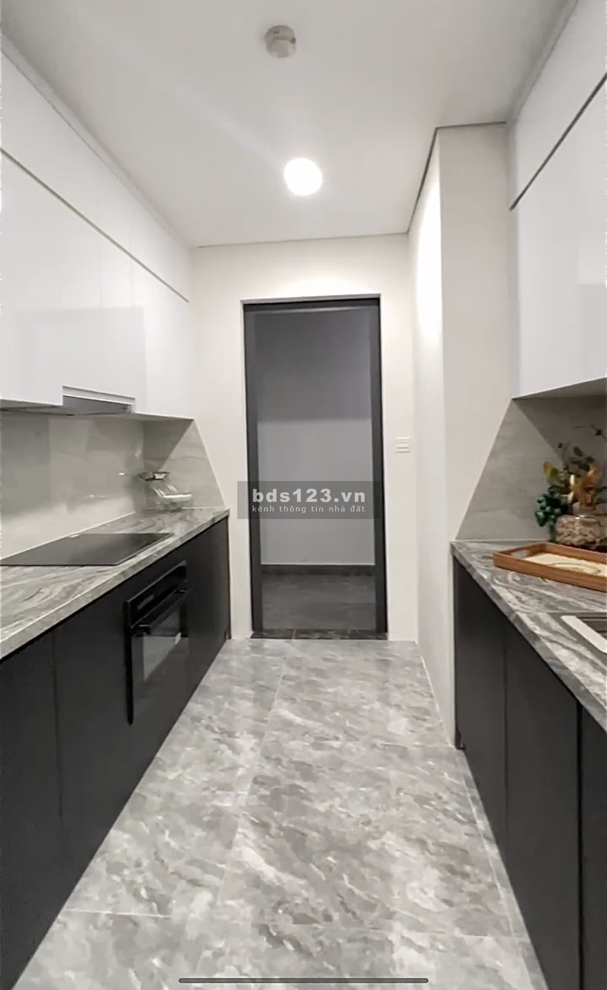 Cần bán gấp căn hộ chung cư cao cấp 119m2 tại toà Capitap Elite 18 Phạm Hùng