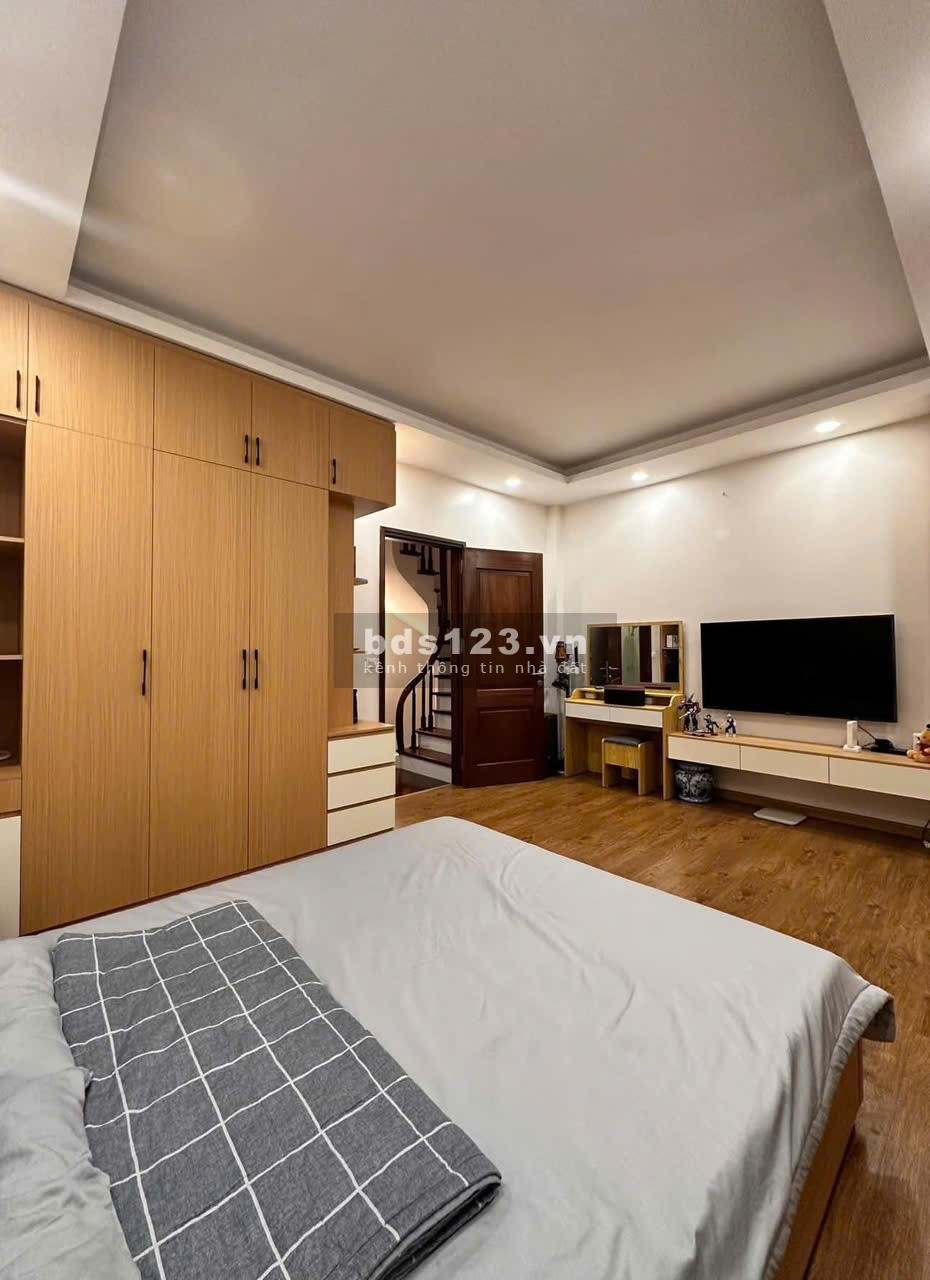 Cho thuê nhà nguyên căn số 26I ngõ 209 Đội Cấn, Ngọc Hà, Hà…