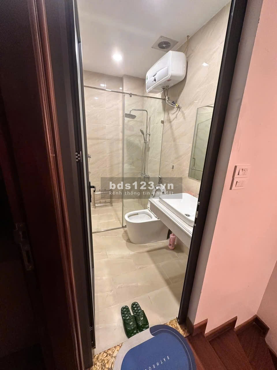 Cho thuê nhà nguyên căn số 26I ngõ 209 Đội Cấn, Ngọc Hà, Hà…