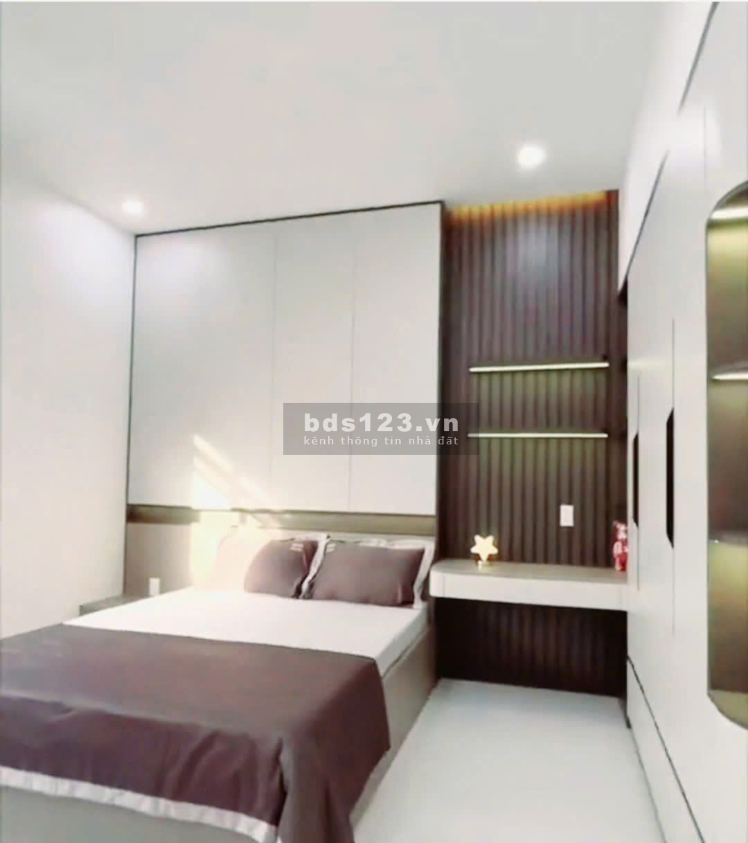 Nhà phố cao cấp ngay chợ Bà Hôm – Trục TL10 Bình Tân