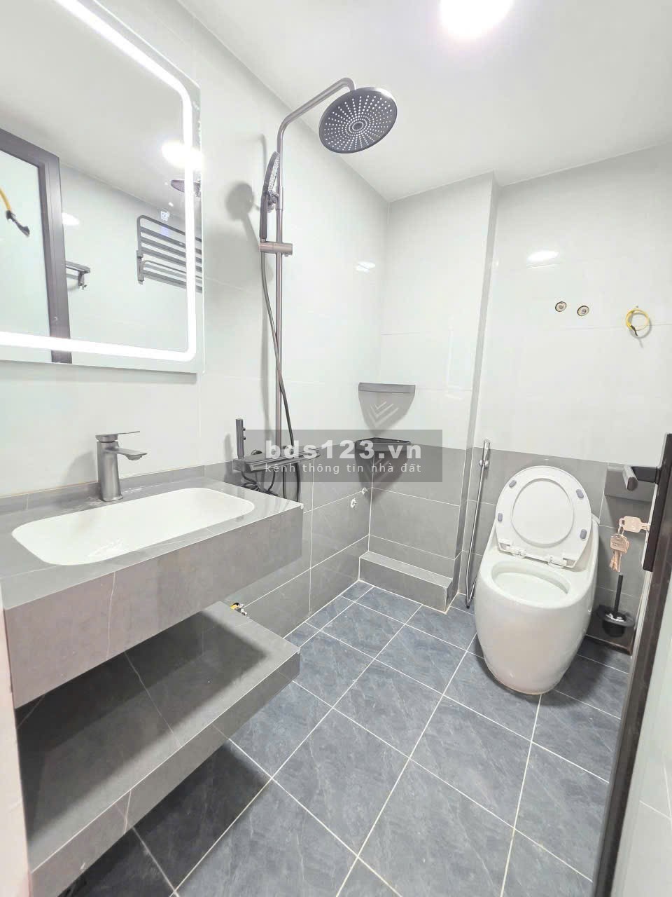 Bán Nhà Tổ 11 Yên Nghĩa – 34m2 , 3 tầng – lô góc , mặt ngõ…