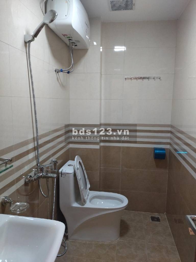 Nhà xây mới phố Đại Từ – Ngõ rộng thênh thang – Nhà có…