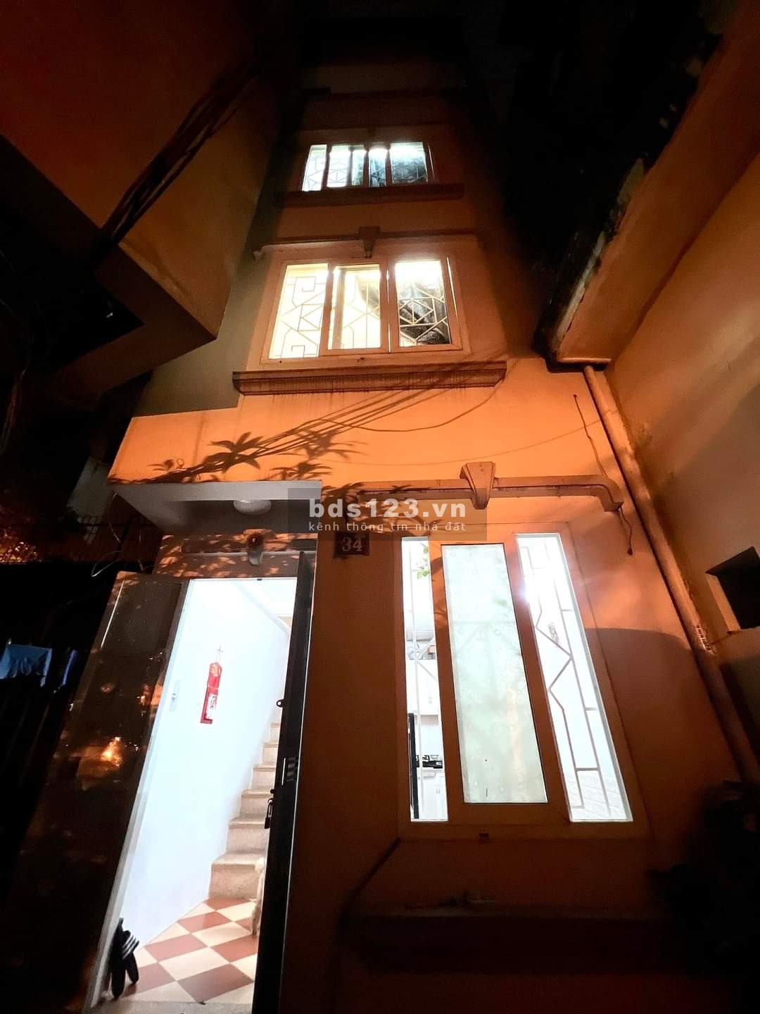 Chinh chủ cho thuê nguyên căn mới 4 tầng x 18m, phố Hoàng Hoa…