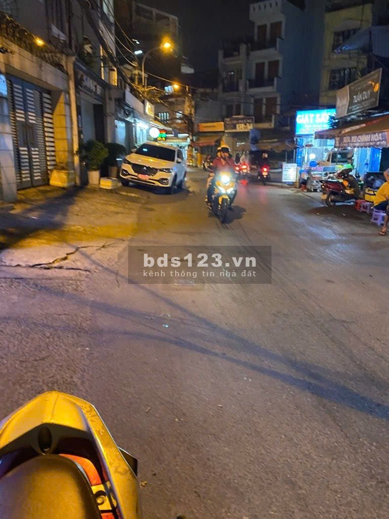  NHÀ ĐẸP NGAY NGUYỄN DU – GÒ VẤP (P. HẠNH THÔNG)