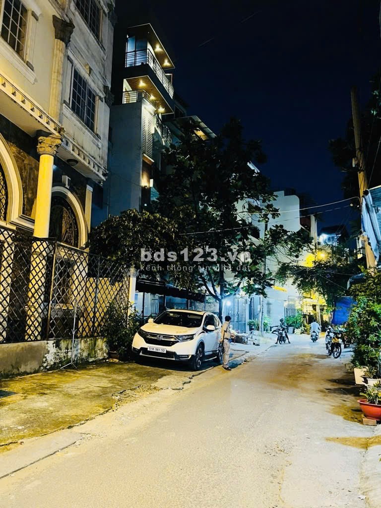  HẺM XE HƠI THÔNG – 4 TẦNG – 3 PHÒNG NGỦ – FULL NỘI THẤT…