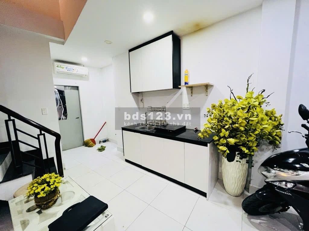  HẺM XE HƠI THÔNG – 4 TẦNG – 3 PHÒNG NGỦ – FULL NỘI THẤT…