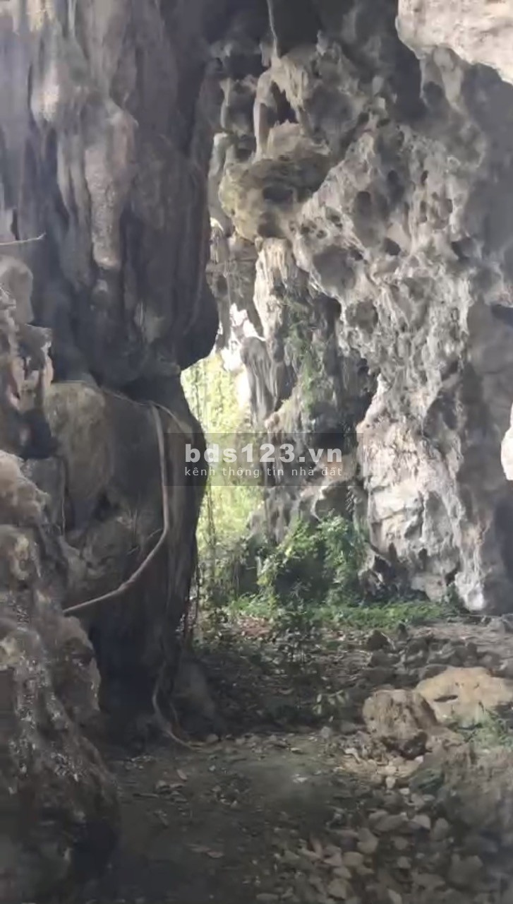 Bán gấp lô đất ở chân núi tại Xã Cao Sơn, Lương Sơn, Hòa…