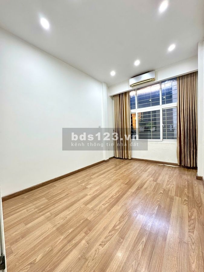 Bán Nhà Vương Thừa Vũ. Thanh Xuân. DT 50m2. MT 3.5m. 4 Tầng. Giá…