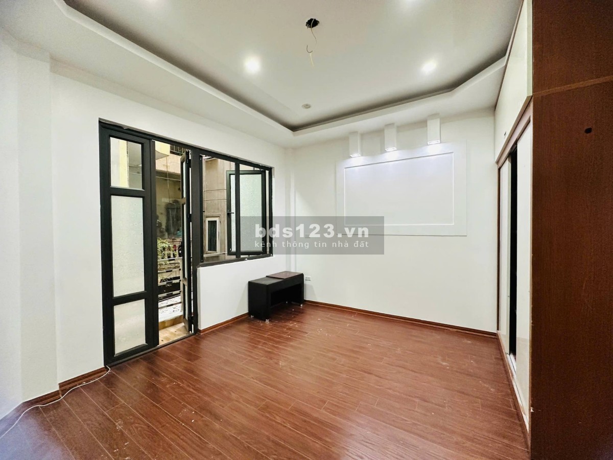 Bán Nhà 5 Tầng Ngõ Thụy Khuê, Tây Hồ, 3 Thoáng. Diện tích…