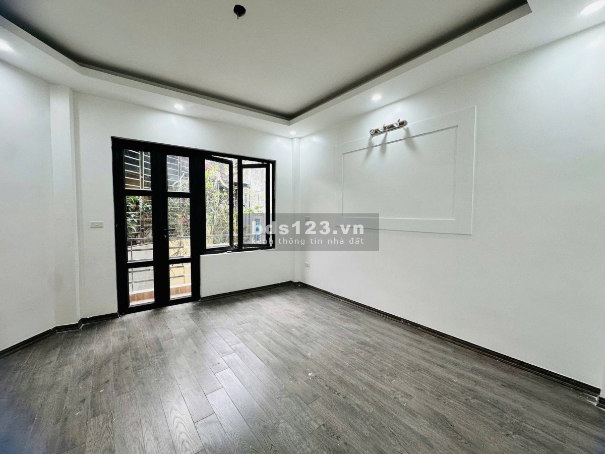 Bán Nhà 5 Tầng Ngõ Thụy Khuê, Tây Hồ, 3 Thoáng. Diện tích…