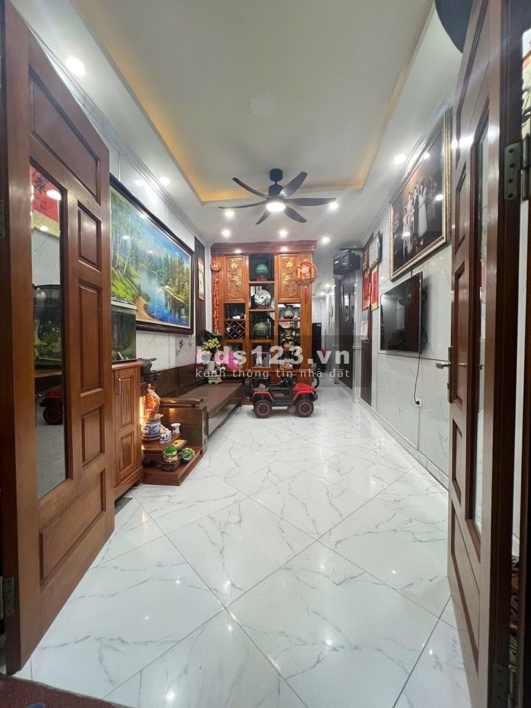 Bán nhà Hữu Hưng, Tây Mỗ, 4 Tầng, 34m2, giá chỉ 6.9 Tỷ