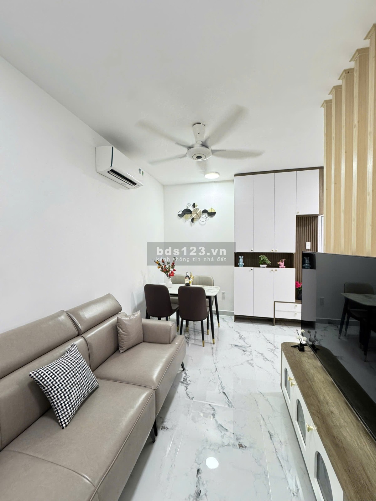 Cần cho thuê căn hộ Hưng Vượng 2 diện tích 62m2 2pn nhà full…