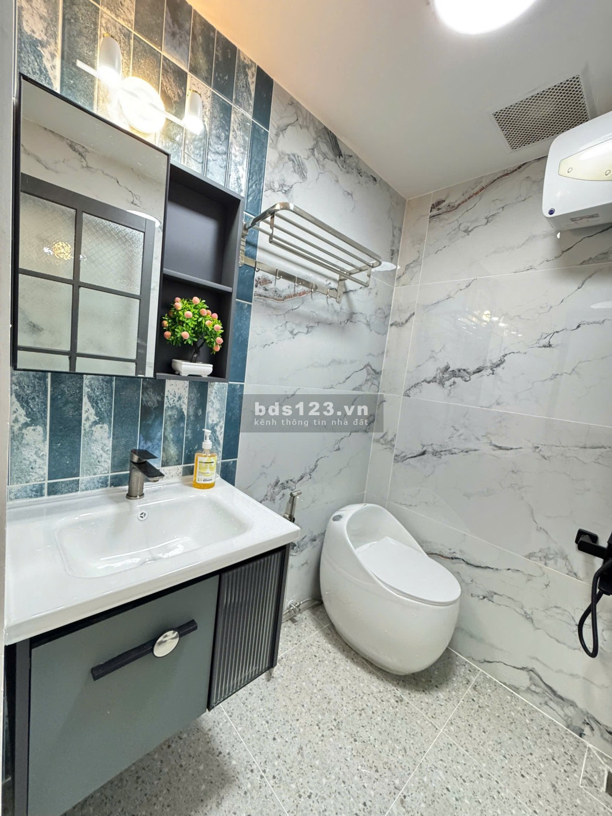 Cần cho thuê căn hộ Hưng Vượng 2 diện tích 62m2 2pn nhà full…