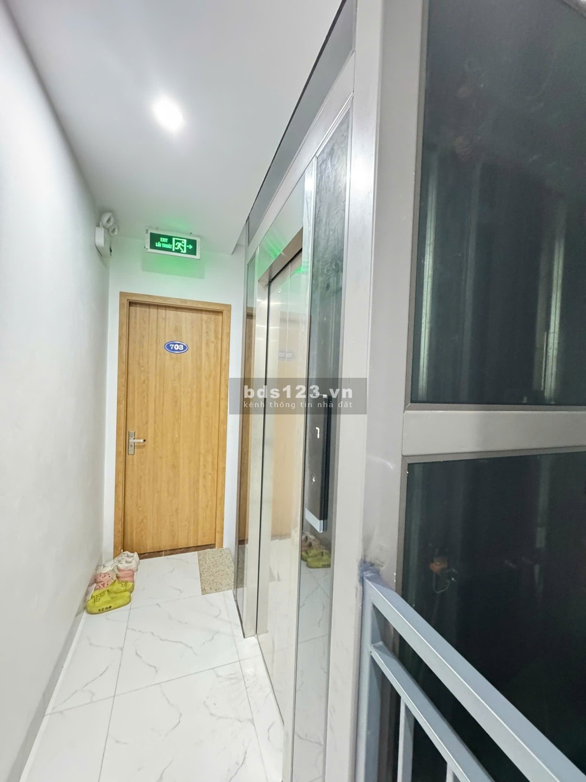 Tòa Nhà CHDV quận Tây Hồ - 7 Tầng Thang máy - Mặt tiền 4.1m -…