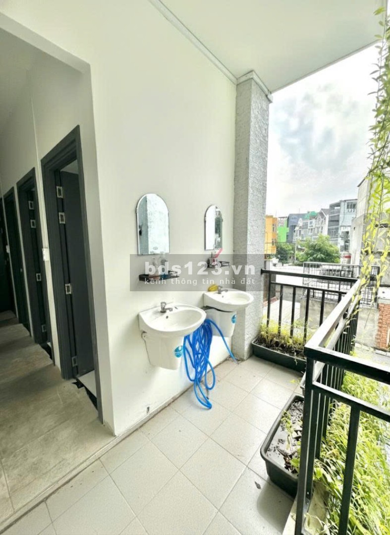 KTX nam/nữ – Trần Thái Tông, Tân Bình