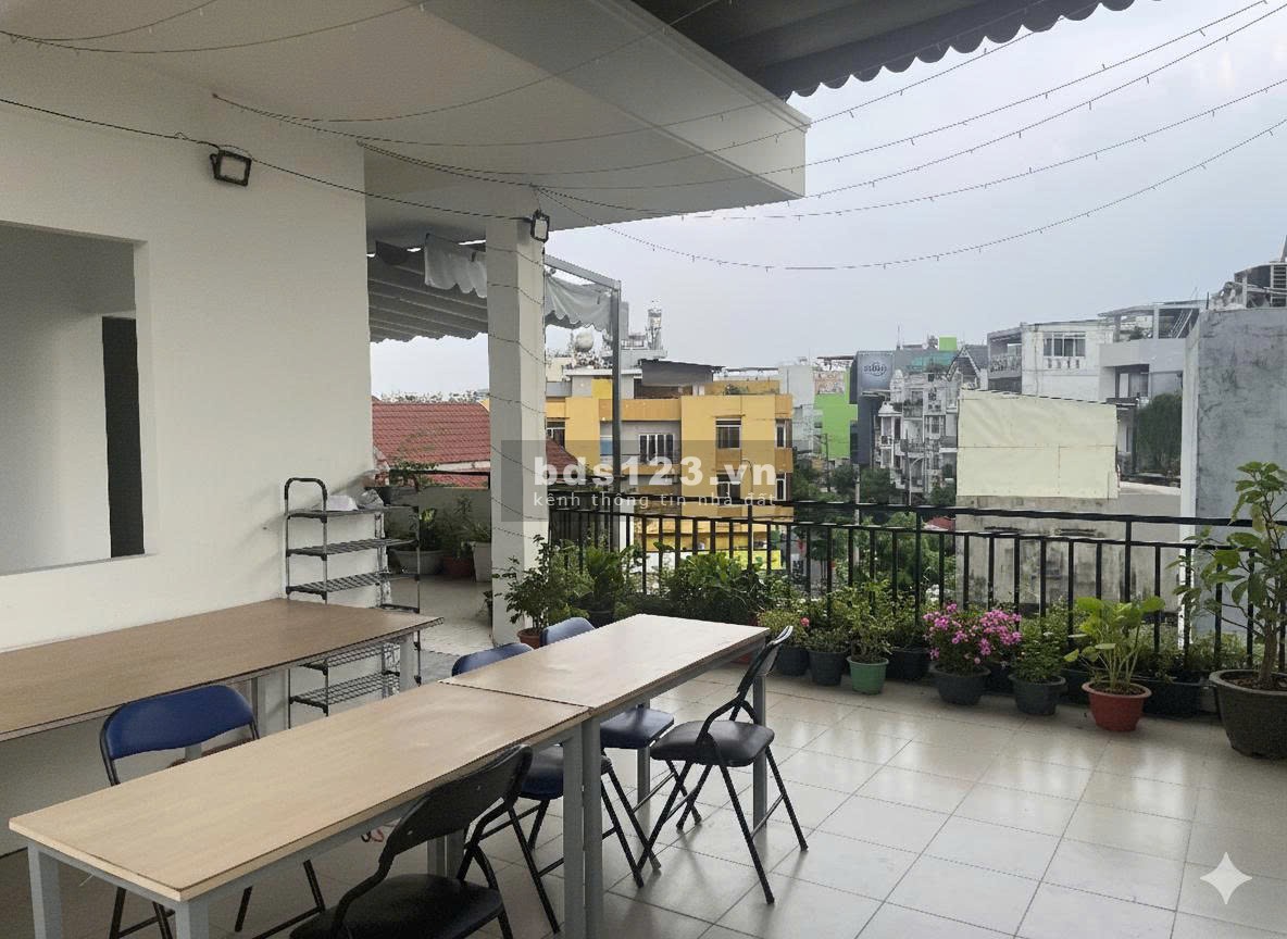 KTX Nam/Nữ, phòng rộng rãi thoáng mát, ưu đãi lớn trong tháng 1