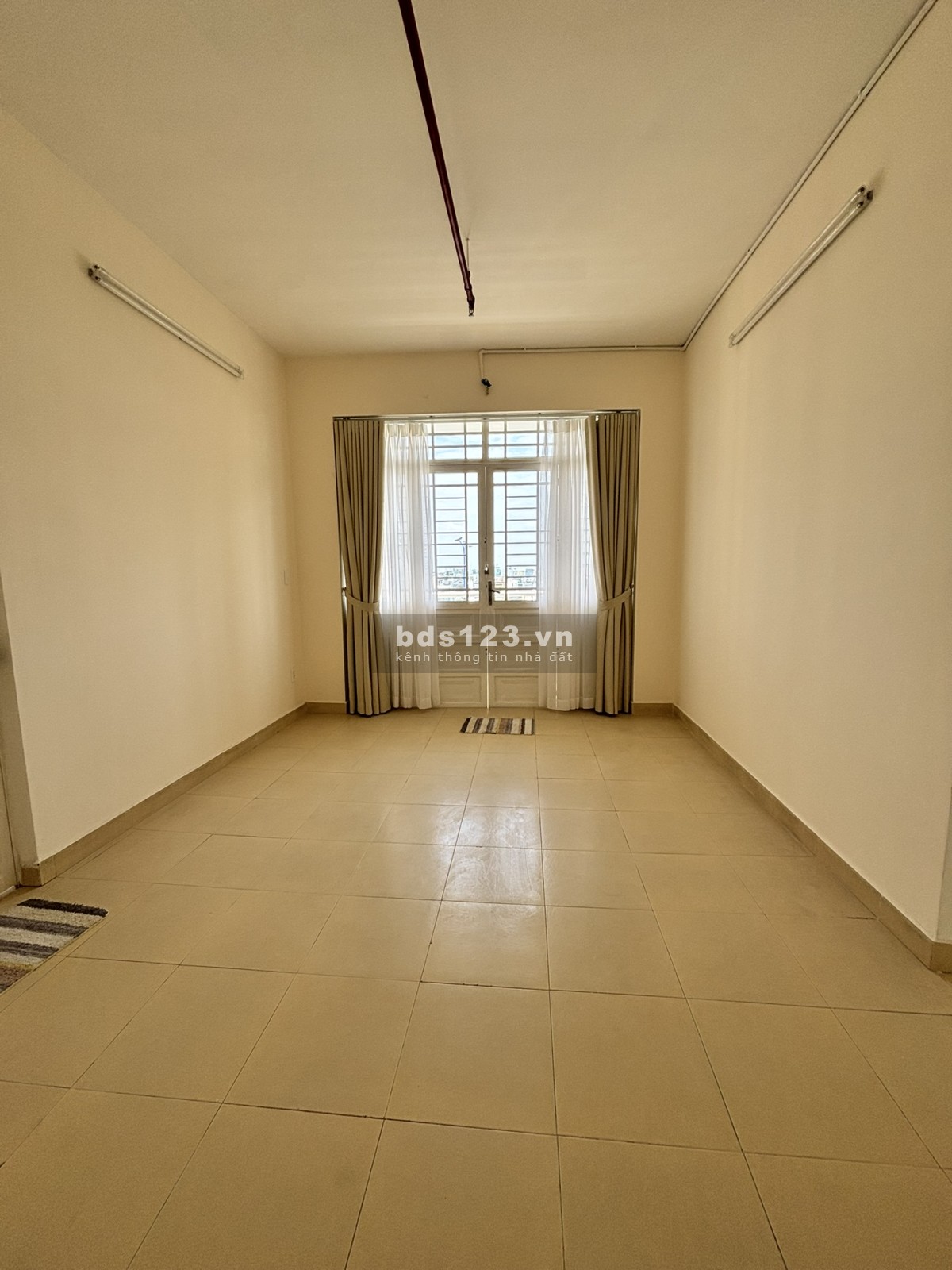 BÁN căn hộ chung cư mặt tiền đường Võ Văn Kiệt, Quận 5 … view sông.