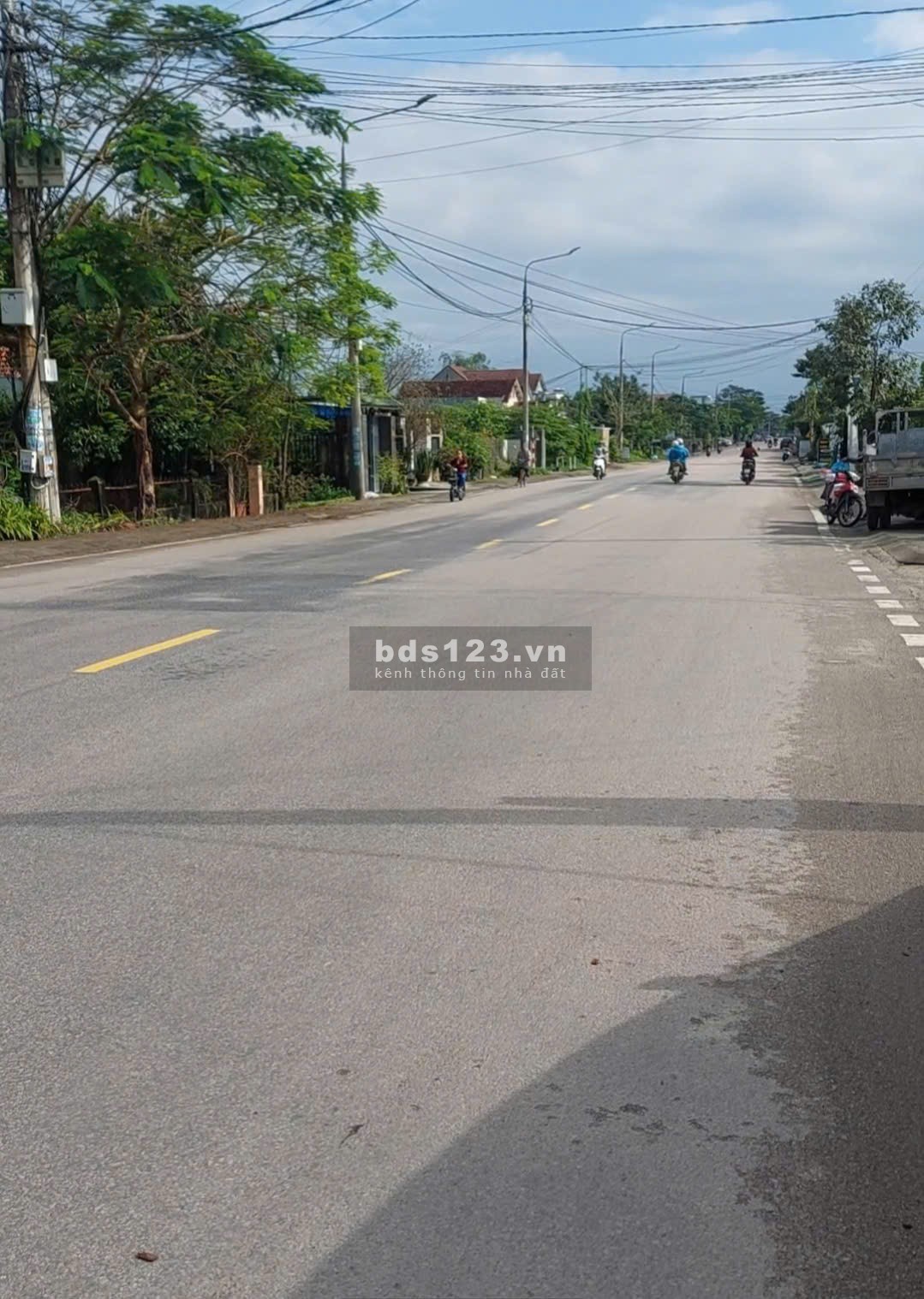 Cho thuê nhà mặt tiền kinh doanh Huỳnh Thúc Kháng – TT Hà Lam