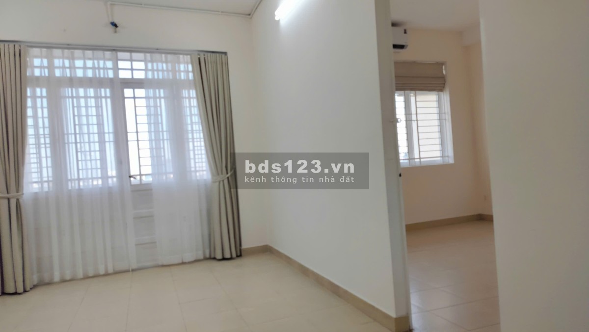 BÁN căn hộ chung cư mặt tiền đường Võ Văn Kiệt, Quận 5 … view sông.