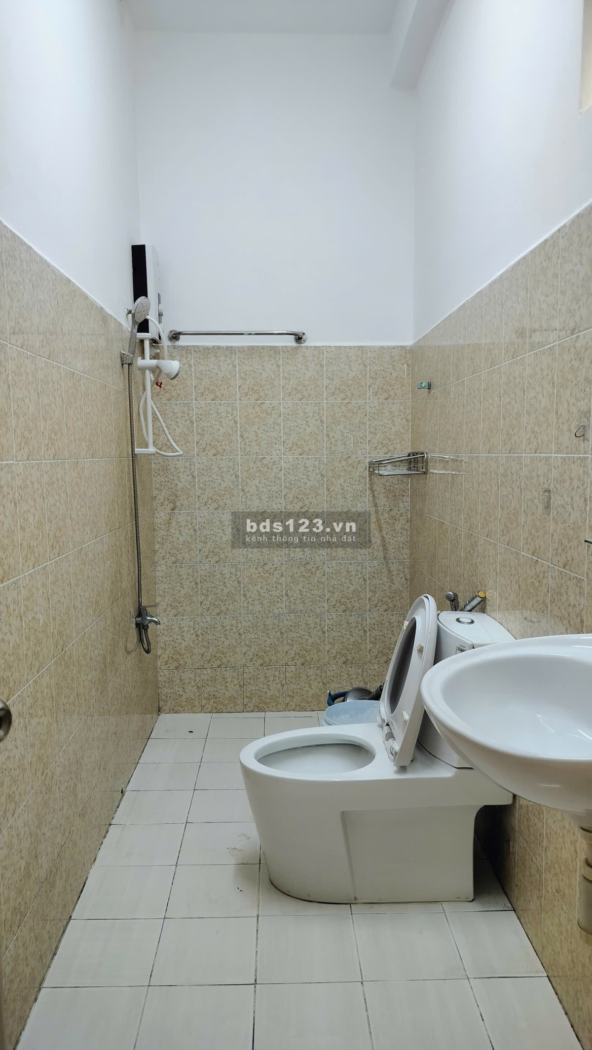 BÁN căn hộ chung cư mặt tiền đường Võ Văn Kiệt, Quận 5 … view sông.