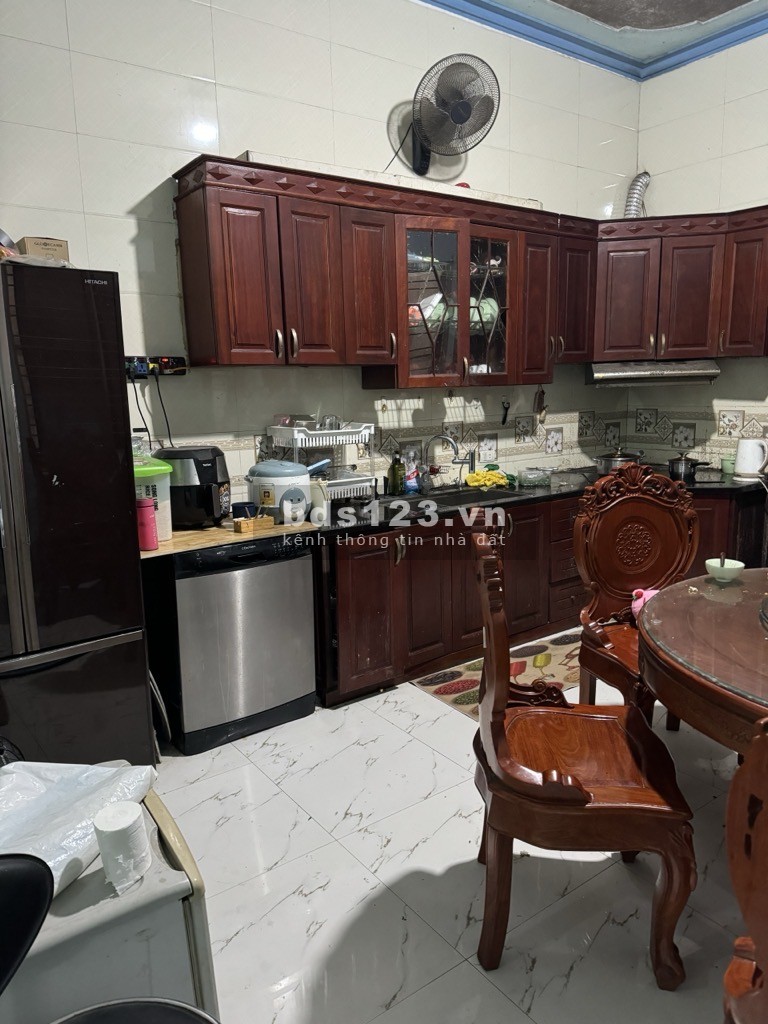 Hàng hiếm: 90m², 4 tầng, 16,5 tỷ tại Định Công Thượng –…