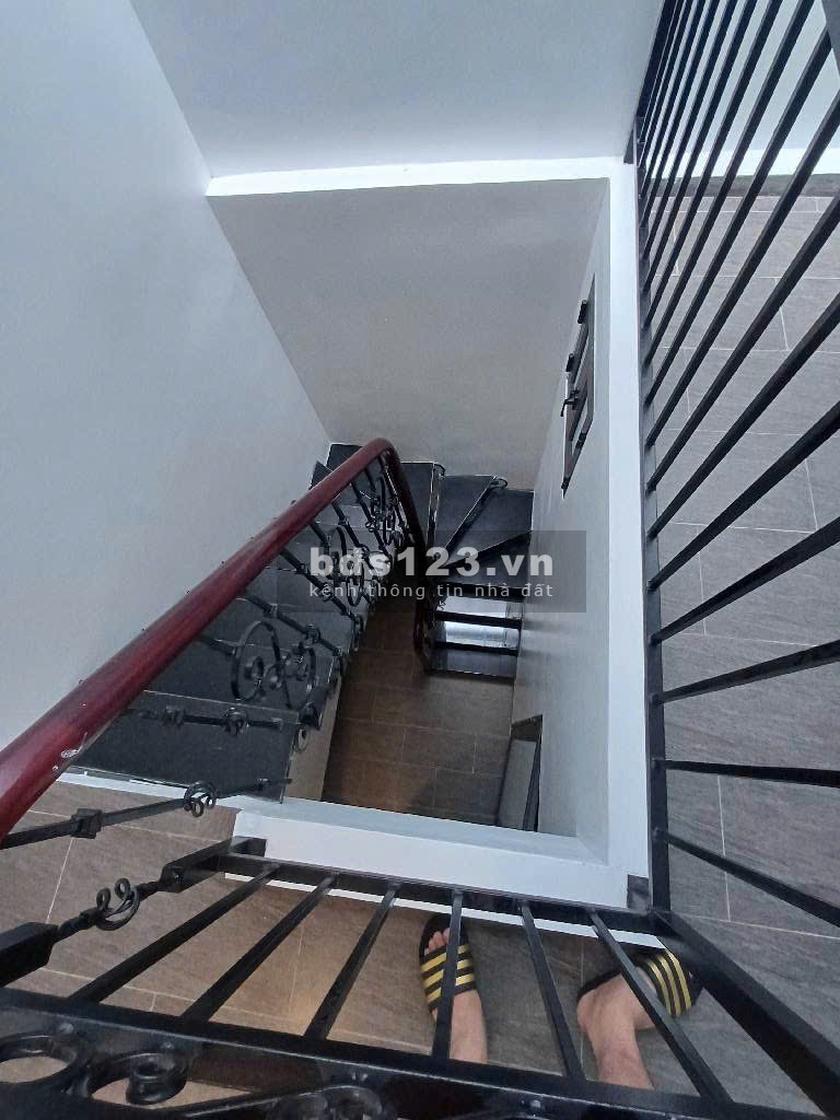 Hiếm – Cát Linh – 3 bước ra phố – Ở ngay – 5,8 tỷ