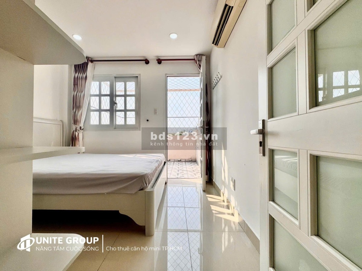 Cho thuê căn hộ 1 phòng ngủ có ban công, máy giặt riêng, Tân…