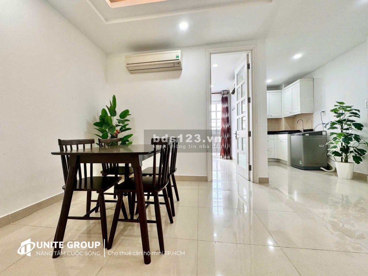 Cho thuê căn hộ 1 phòng ngủ có ban công, máy giặt riêng, Tân…