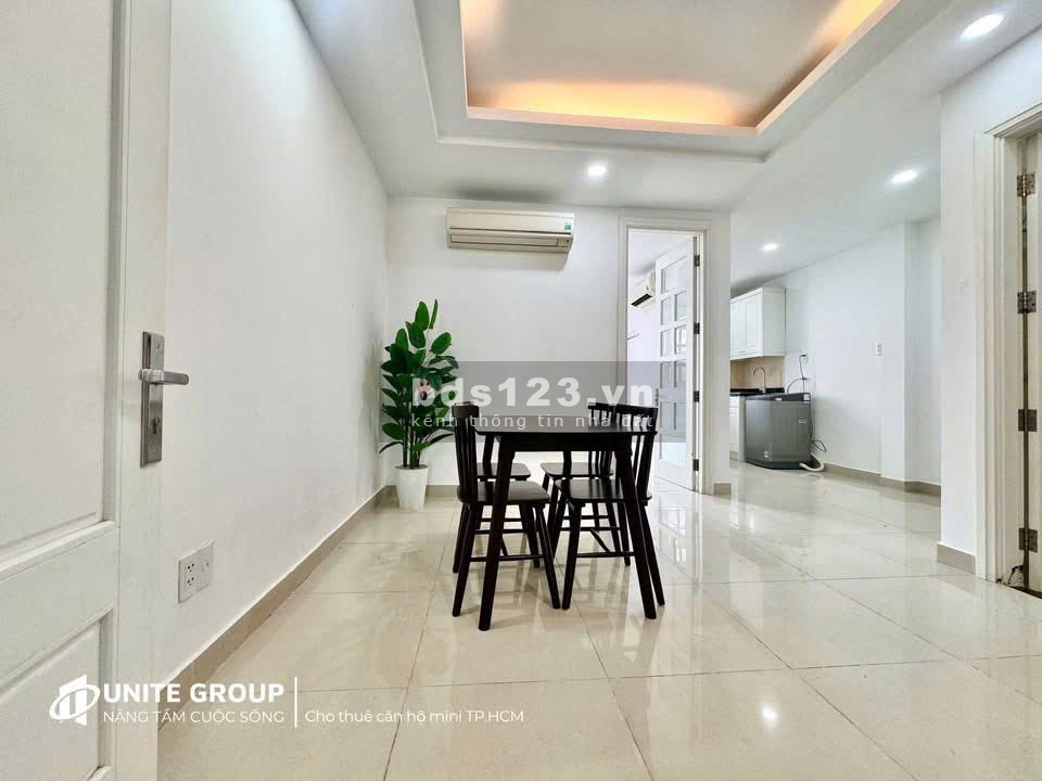 Cho thuê căn hộ 1 phòng ngủ có ban công, máy giặt riêng, Tân…