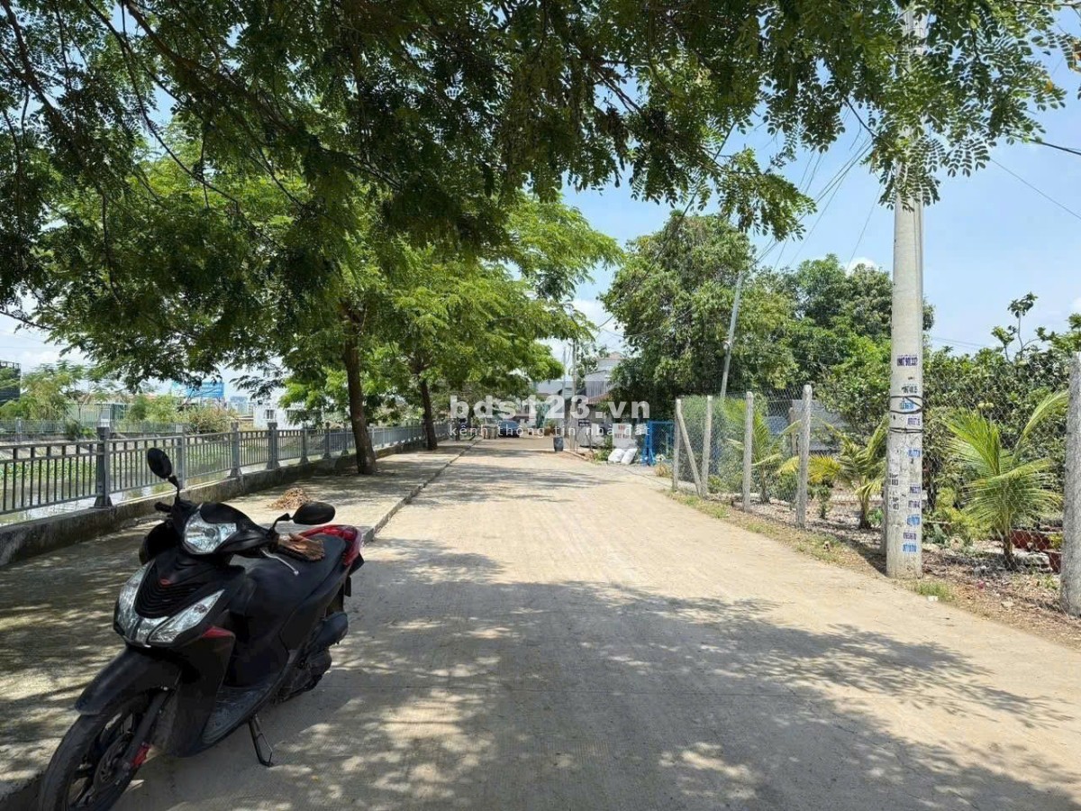 Bán đất, kho, xưởng 100m2 gần đường Vườn Lài, Quận 12, TP…