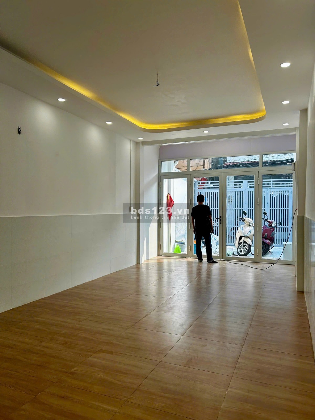 Nhà Nguyên Căn Kinh Doanh Spa, Nha Khoa, 4mx25m, Dương Bá Trạc Quận 8