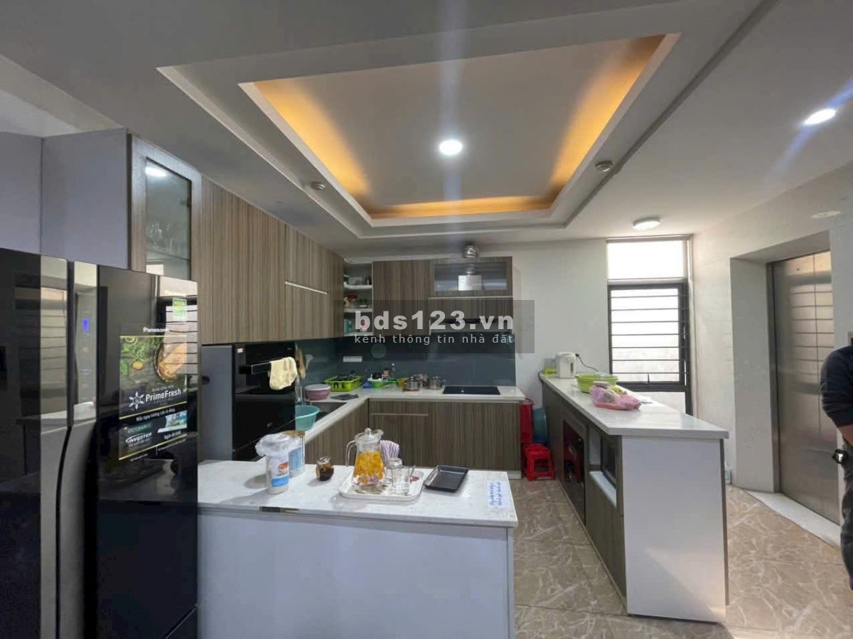 Bán Nhà Thái Hà, Đống Đa. DT 75m2 8T mặt tiền 7,5m giá 50 tỷ.…