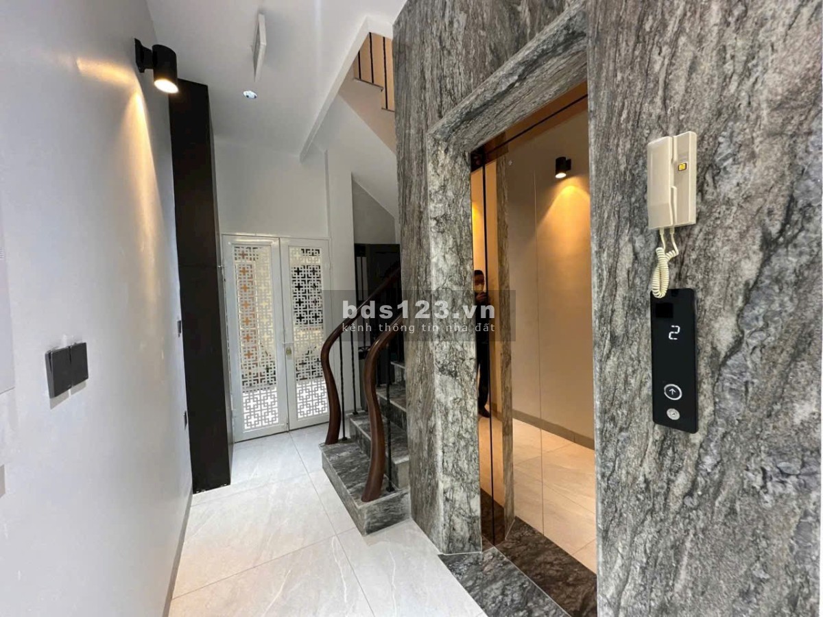 Bán Nhà Nguyễn Chí Thanh, Đống Đa. DT 58m2 7T mặt tiền 3,5m…