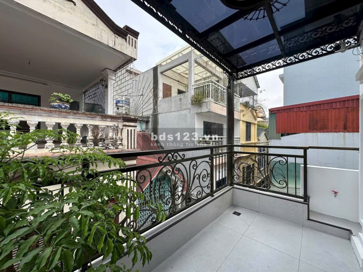 Bán Nhà Nguyễn Chí Thanh, Đống Đa. DT 58m2 7T mặt tiền 3,5m…