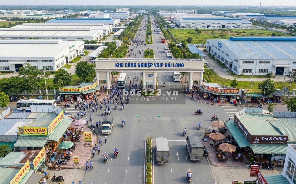 1,3 tỷ sở hữu ngay lô đất đẹp gần bãi tắm, quảng…