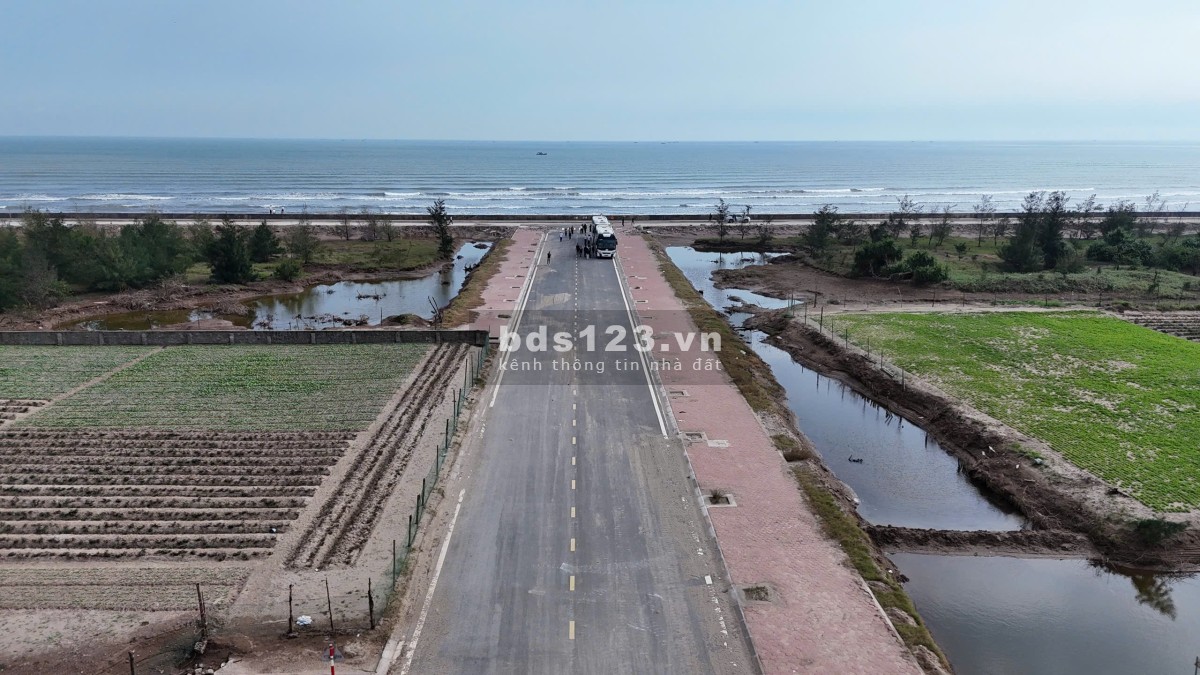 1,3 tỷ sở hữu ngay lô đất đẹp gần bãi tắm, quảng…