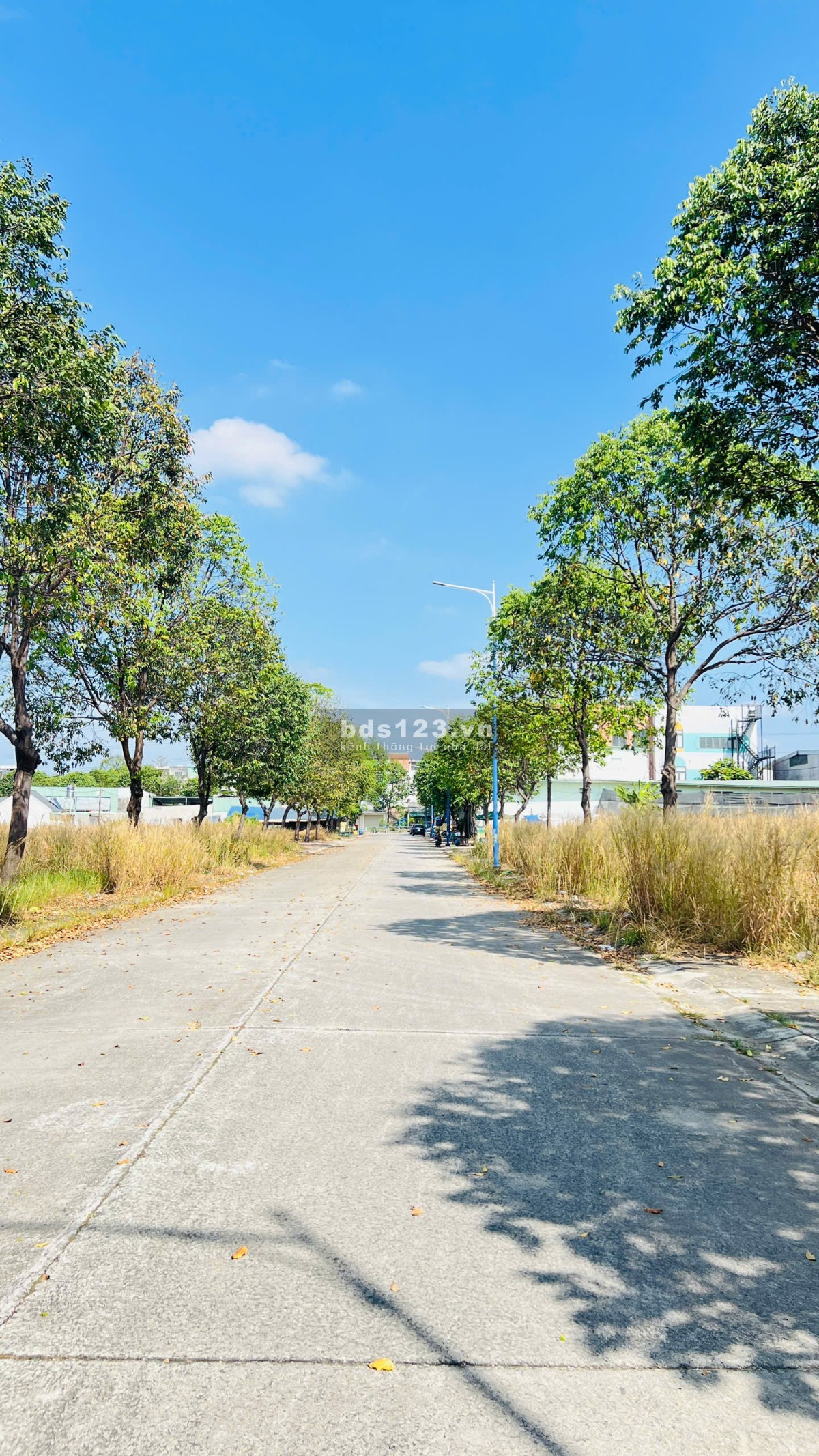 Chính chủ cần bán nhanh 150m2 full thổ cư, dân cư đông đúc,…