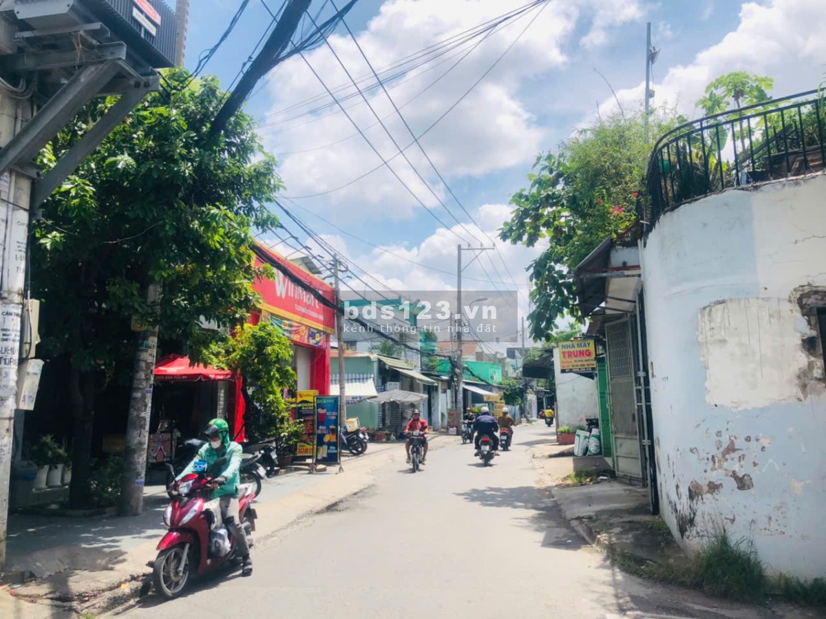 Bán nhà tại 59 Liên khu 10-11, Bình Trị Đông, Bình Tân, giá…