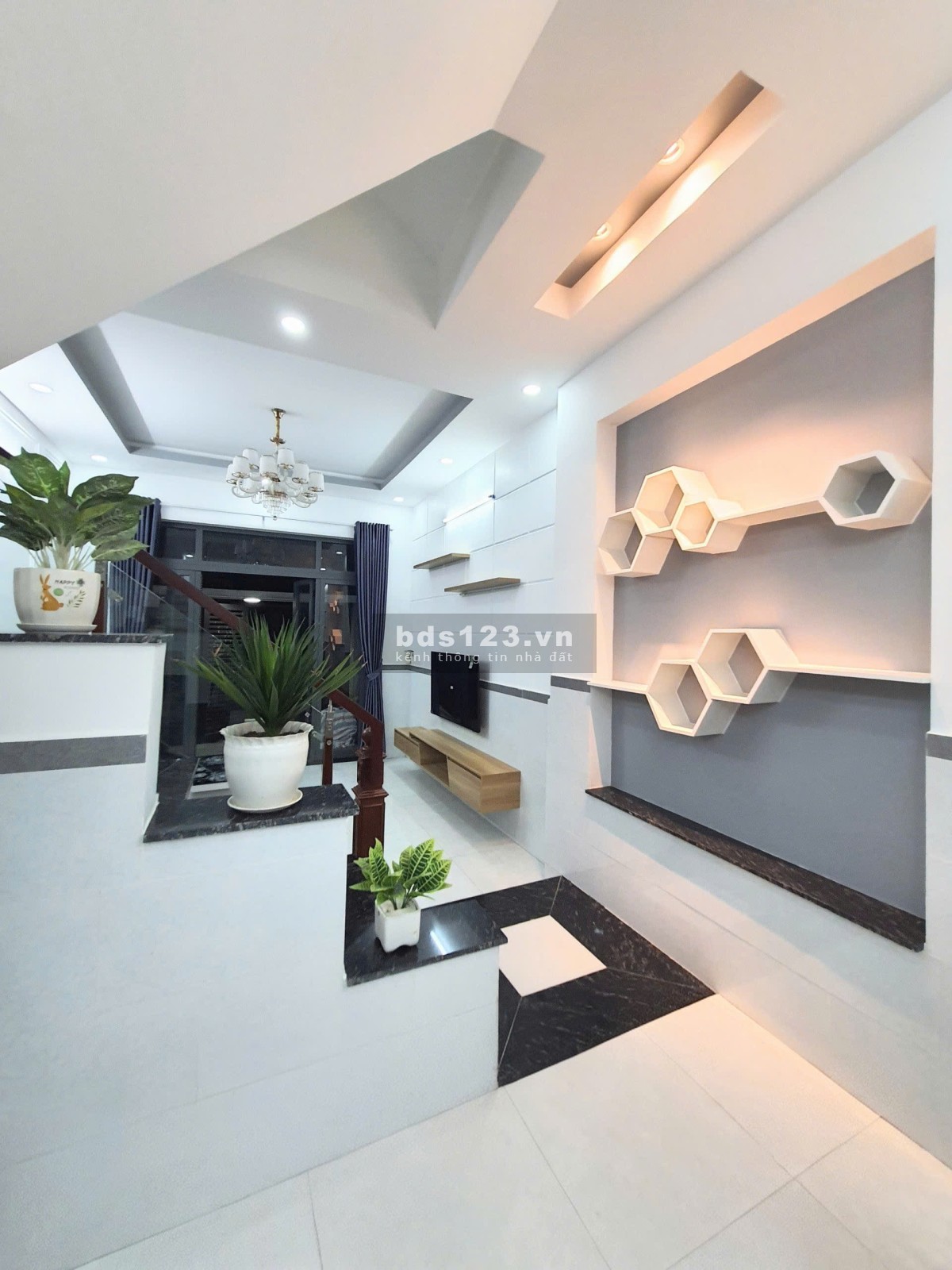 Bán nhà mới xây Full nội thất đường số 8 Linh Xuân Thủ…